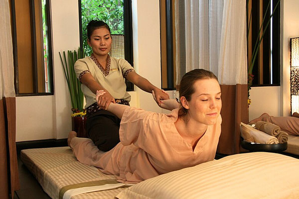 Thai-Massage